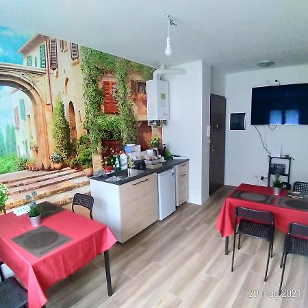 Cornizzolo Bed Breakfast Suello Екстериор снимка